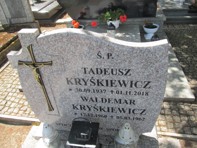 Waldemar Kryśkiewicz 1960 Pasym - Grobonet - Wyszukiwarka osób pochowanych