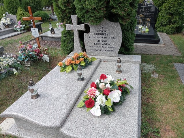 Grób Henryk Kurowski