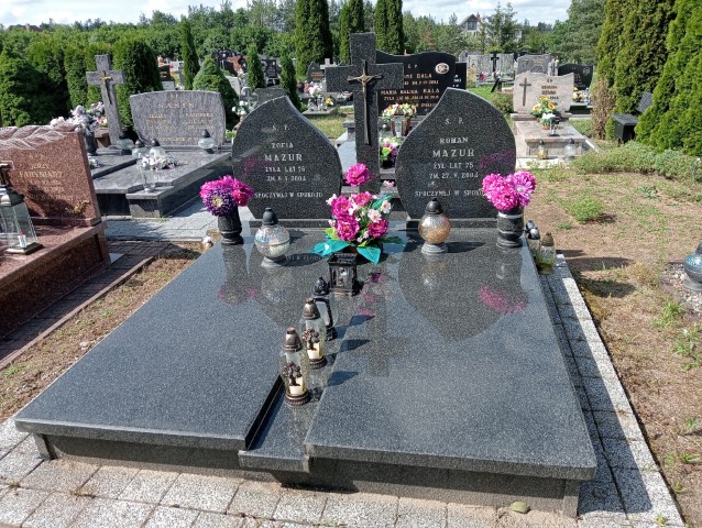 Grób Zofia Mazur